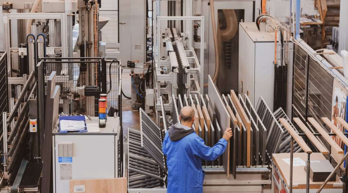 Produzione Mobili - stabilimento