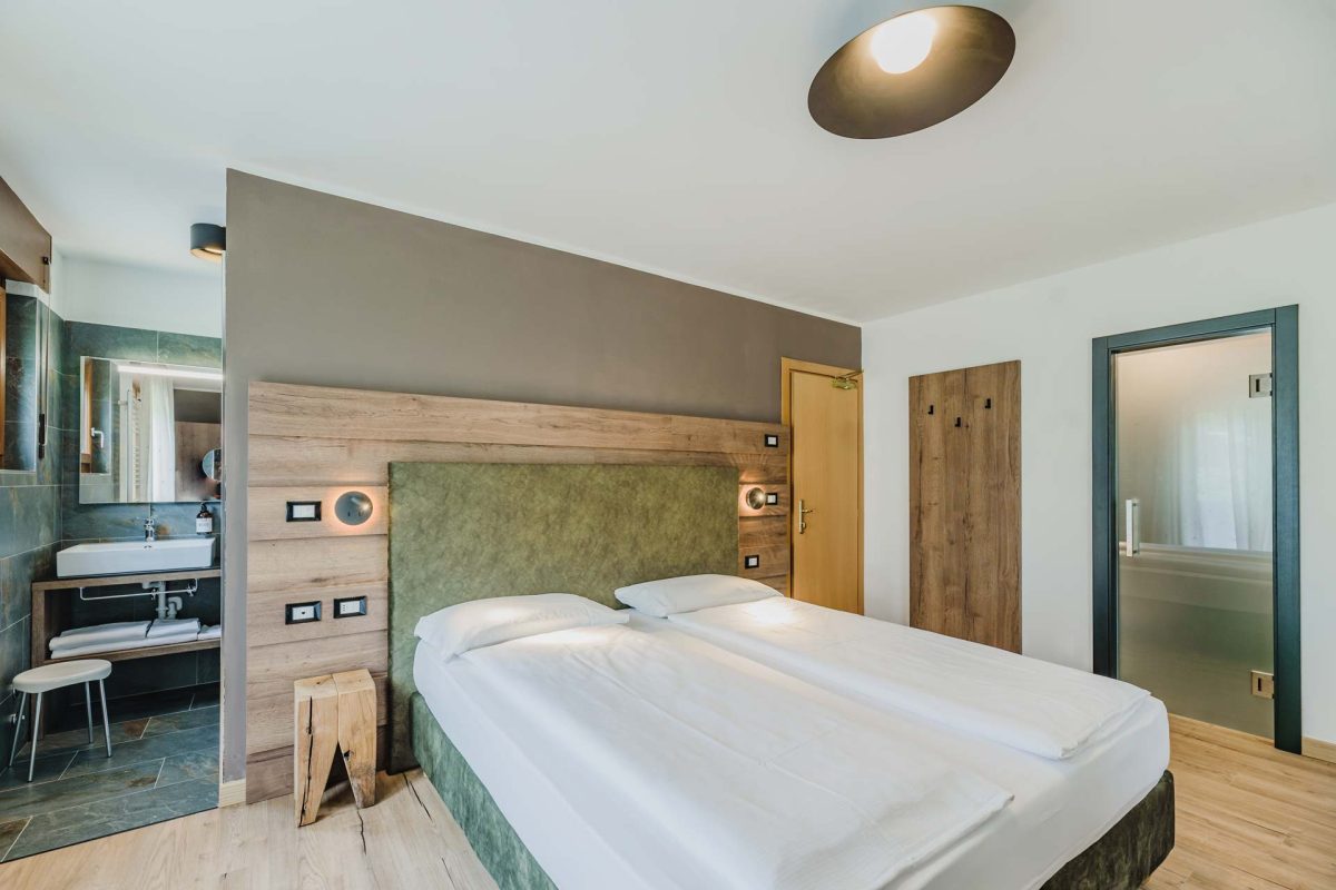 ladinarredi-hotel-montanara
